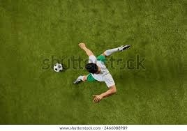 成都1-2河南赛中，阿奇姆彭遭看台球迷竖中指+骂黑鬼