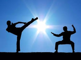 读对手方向准吗？（能否精准判断对手动向？）